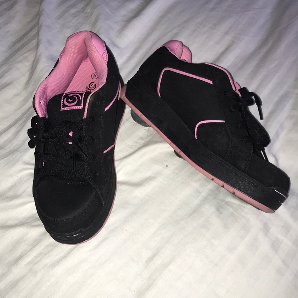 Spinners Healy pink and black sneakers